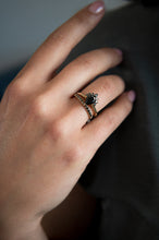Zita Black Diamond Pear