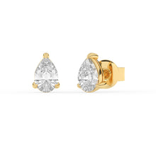 Pear Solitaire Stud