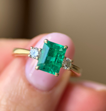 Elba Trilogy | Emerald Ring