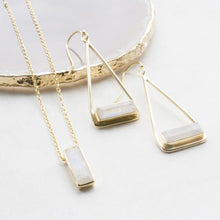 Manhattan | Moonstone Pendant