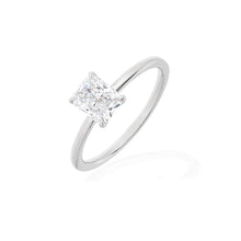 Signature Solitaire | Radiant