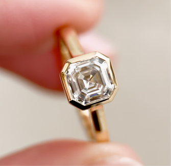 Asscher | Bezel Solitaire