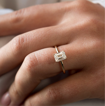 Signature Solitaire | Emerald
