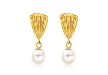 Fan Pearl drop Earring