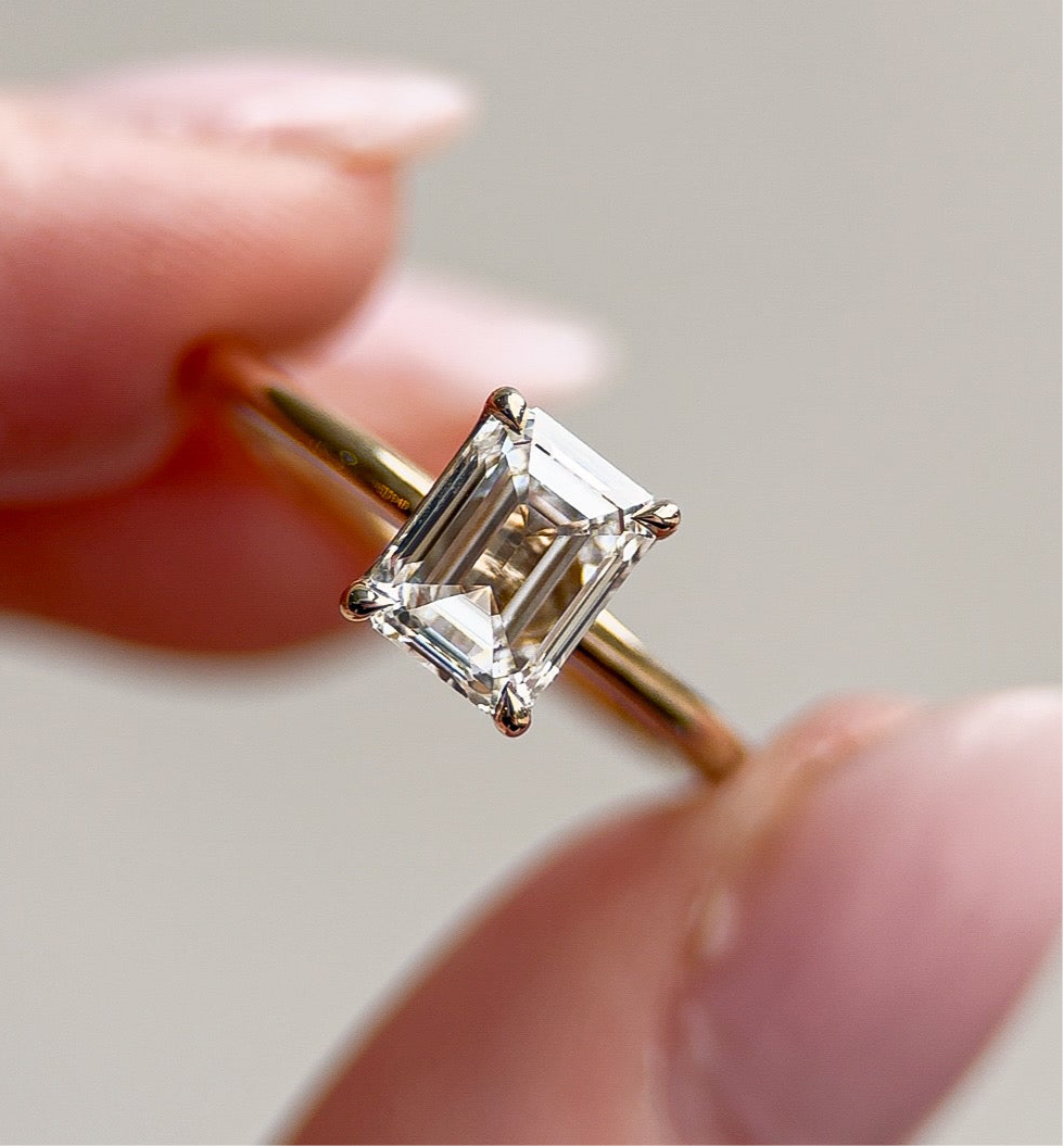 Signature Solitaire | Emerald