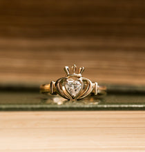 Harlow Claddagh | Diamond