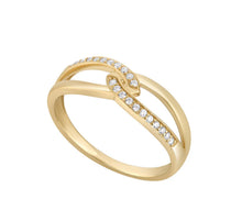 Inter Twisted CZ Ring