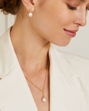 Bella Pearl & White Topaz Pendant