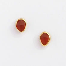 Stepping Stone | Garnet Stud Earring