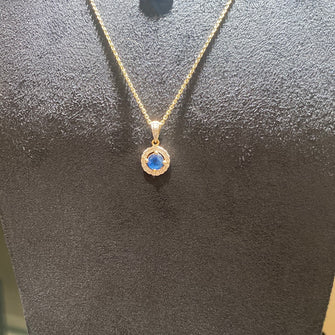 Sapphire vintage pendant